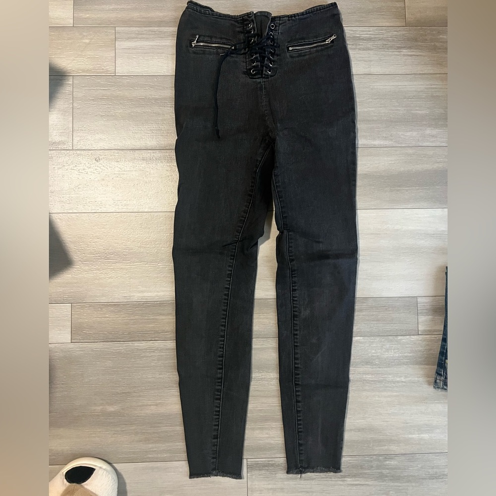 Wild fable skinny jeans with tie front. No pockets size 2